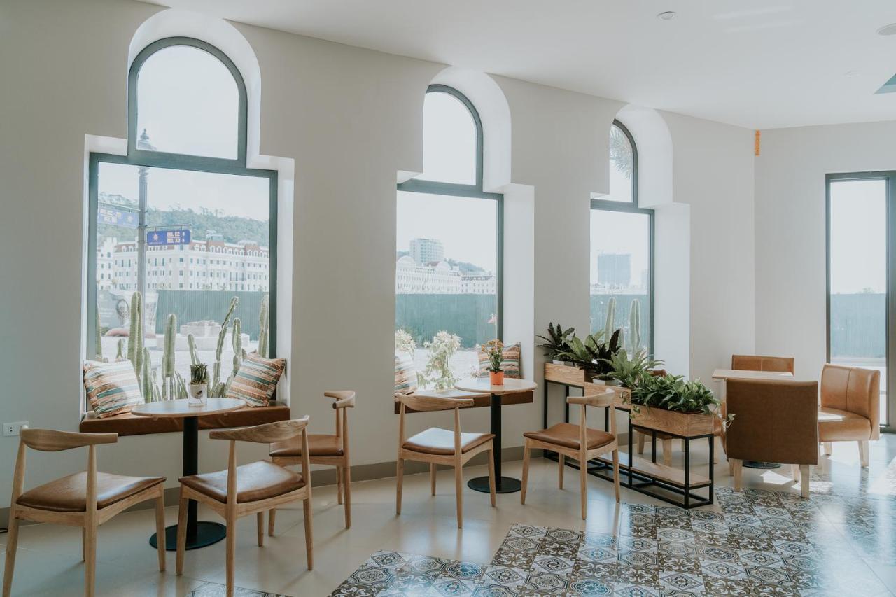 Le Cactus Hotel ハロン エクステリア 写真